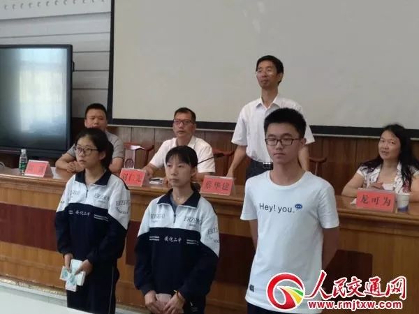 助力当地经济_助推当地经济发展_助推地方经济