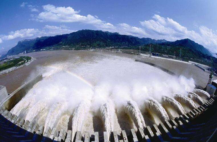 三峡大坝为什么重要_三峡大坝真实寿命分析_三峡水利股票历史最低价