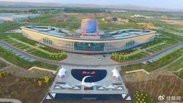 伊力特酒 38度_光瓶酒市场趋势分析_极致质价比白酒