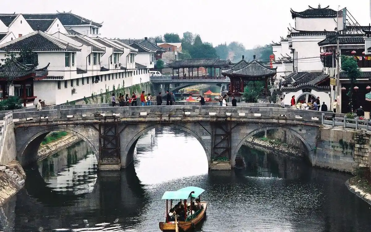 三河古镇历史建筑_安徽三河古镇免费游玩_安徽古镇哪个最值得去