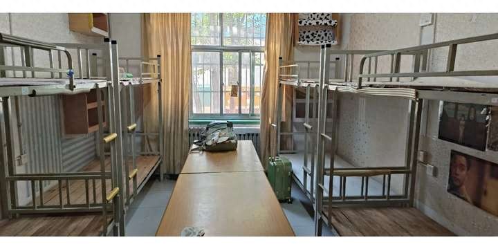山东财经大学燕山校区宿舍条件_山东财经大学舜耕校区宿舍情况_南京财经大学宿舍