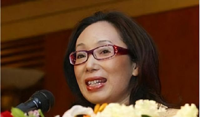 戴秀丽简历小学那上的_戴秀丽 黑龙江女首富 分手原因