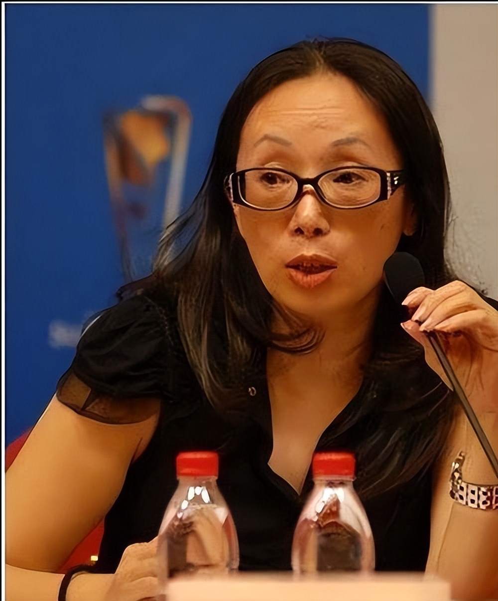 戴秀丽简历小学那上的_戴秀丽 黑龙江女首富 离婚原因
