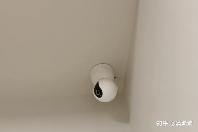 监控摄像头怎么选_室内家用摄像头选购指南_监控存储扩容方案