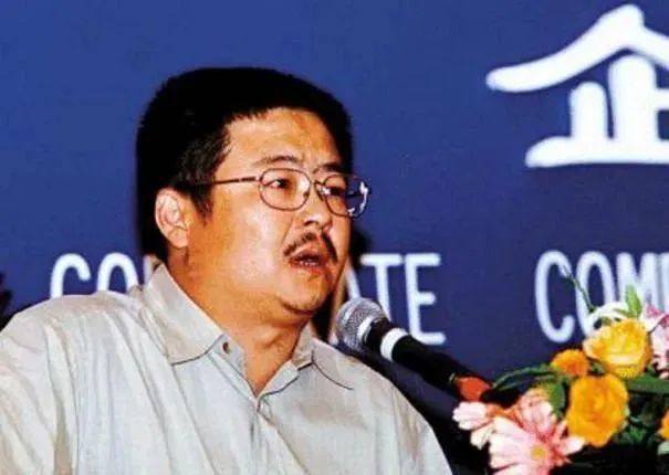 唐万新再现公众视野，因 2 亿合同纠纷被悬赏执行