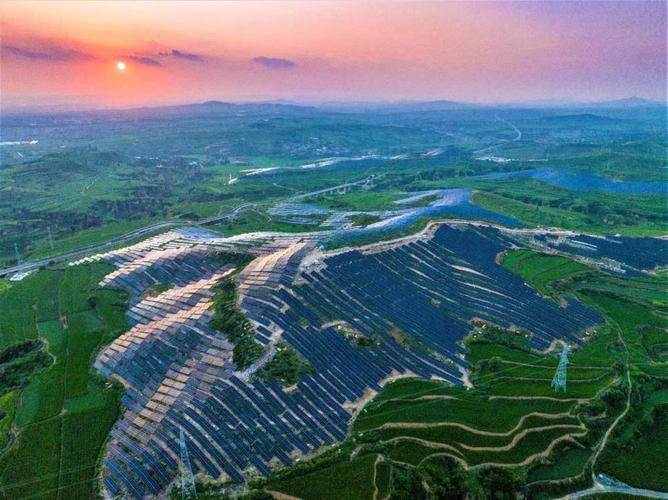 华能新能源山西分公司：山西风电光伏领跑者，快速扩产中