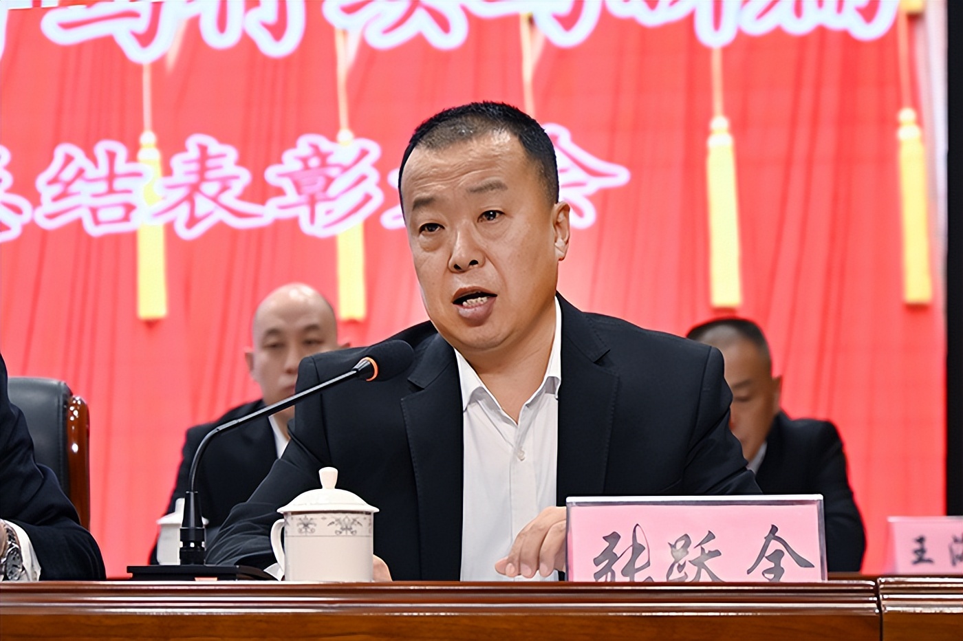 路家村煤业2025年度工作汇报及2026年部署_阳泉煤业2026年展望_山西阳泉盂县路家村煤业有限公司年度工作总结表彰大会