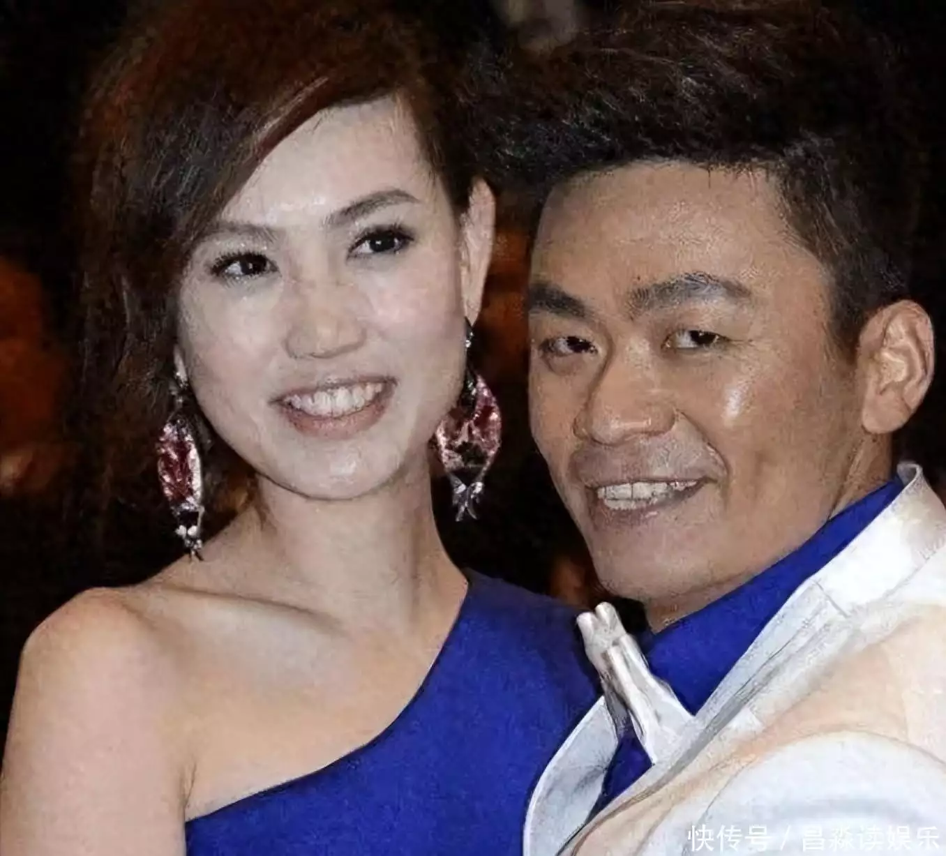 王宝强离婚风波：马蓉转移财产，他如何应对网络负面传言