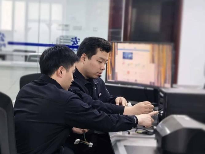 上海警方打掉电动自行车‘解限速’团伙，清查线上交易链